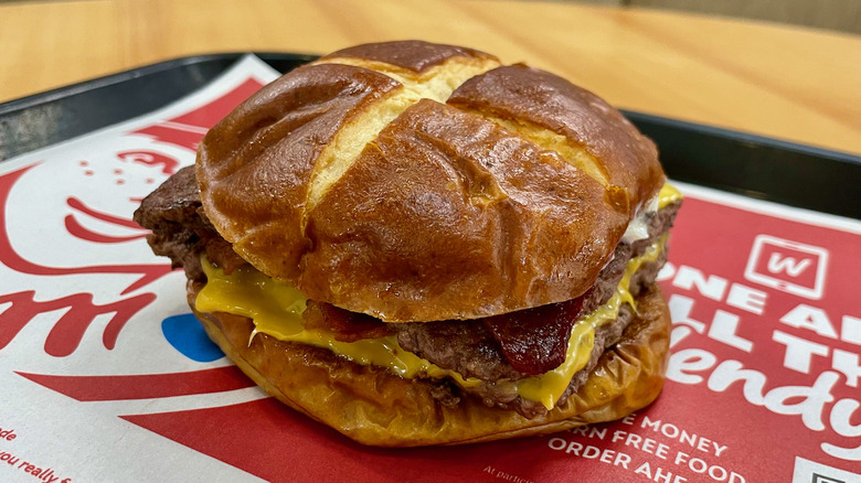 Wendy's Pretzel Burger Review