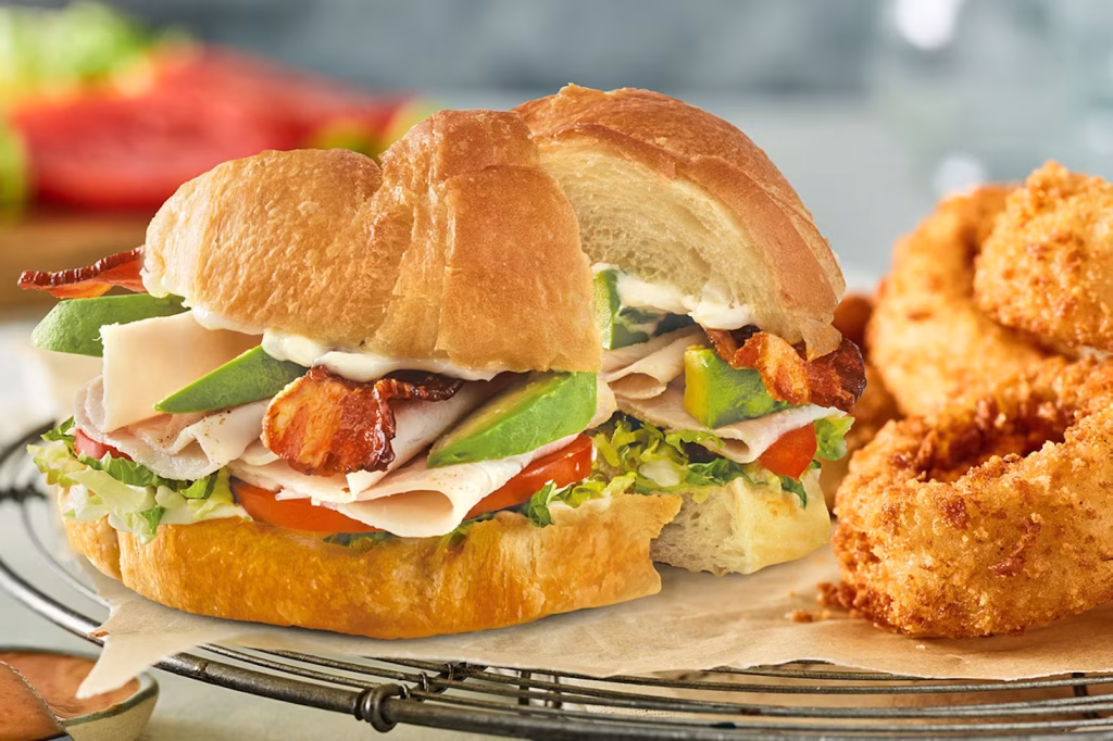 Red Robin BLTA Croissant