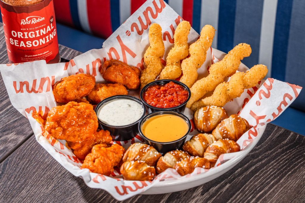 Red Robin Breakfast Hours: Does Red Robin Serve Breakfast?